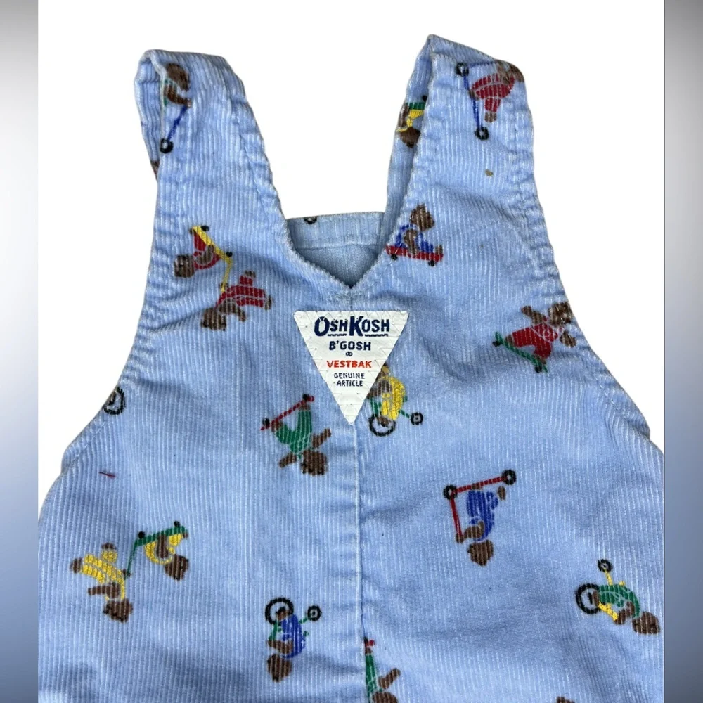 Rare vintage OshKosh B'gosh Light Blue Kids Footie with Fun bear Print size 3-6M